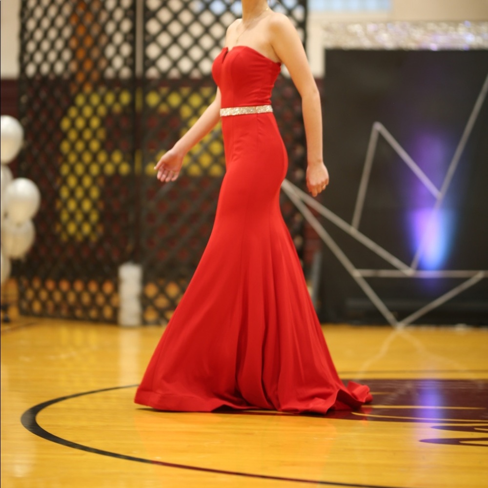 Gorgeous red dress